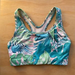 LAST CHANCE Nike Drifit sports bra